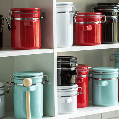 Ceramic sealed jar with lid