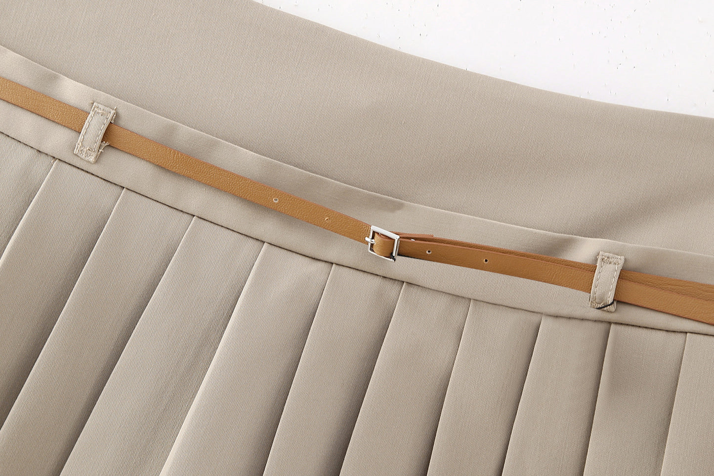 Women's Fashionable All-match Wide Pleated Thin Belt Decorative Pantskirt