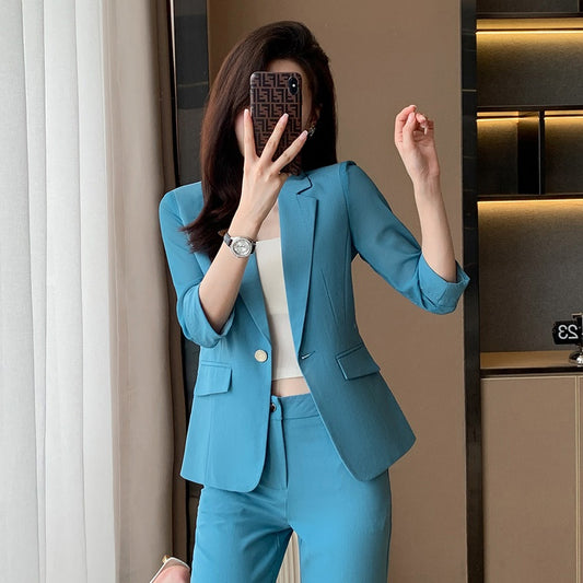 Simple And Capable 34 Sleeve Suit