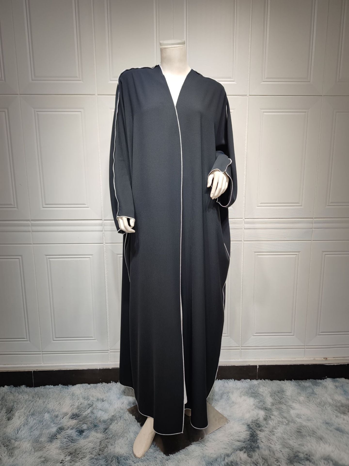 White Stitching Plus Size Women's Robe