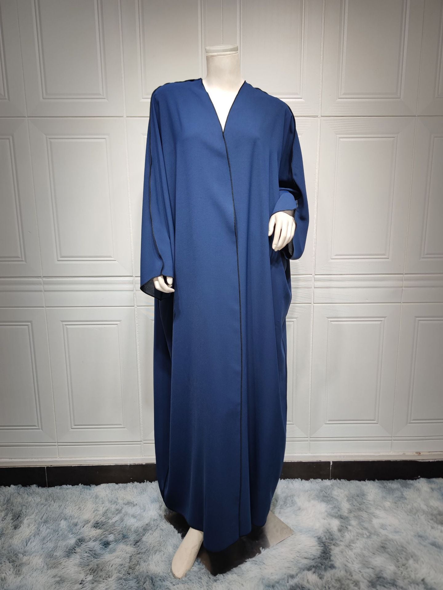 White Stitching Plus Size Women's Robe